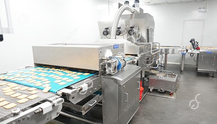 Automatic Biscuit Oil Sprayer Machine